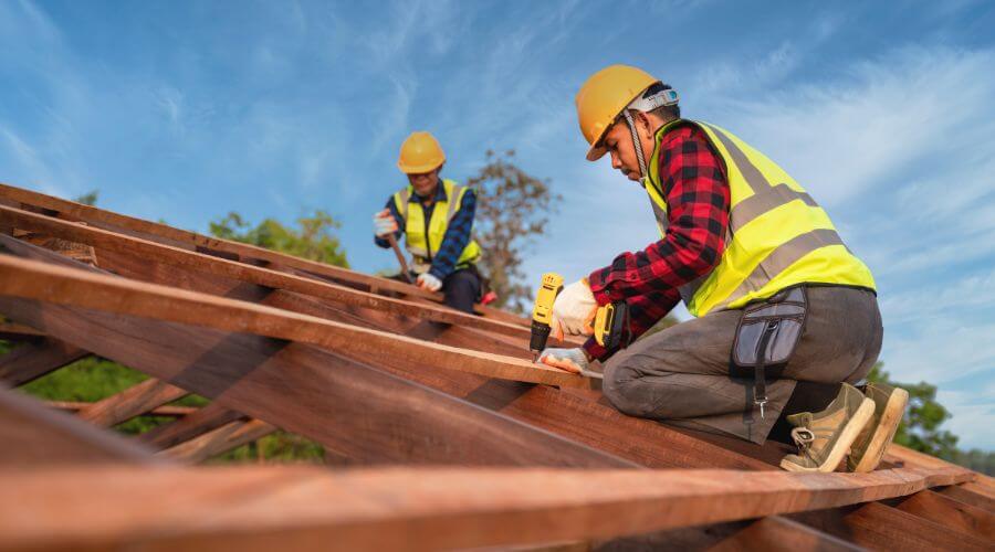 Professional Flat Roofing Installation services in New Hudson, MI